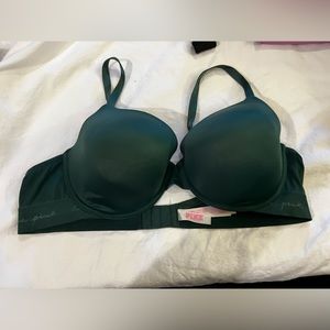 PINK wear everywhere tshirt lightly lined bra 42c green